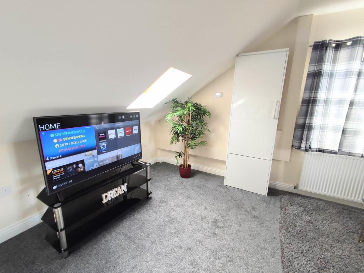 Crystal Suite 4 - Private Parking - Metro North Shields Esterno foto