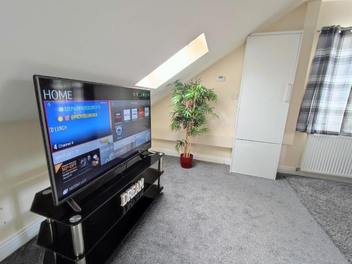 Crystal Suite 4 - Private Parking - Metro North Shields Esterno foto